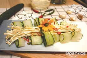凉拌金针菇食谱