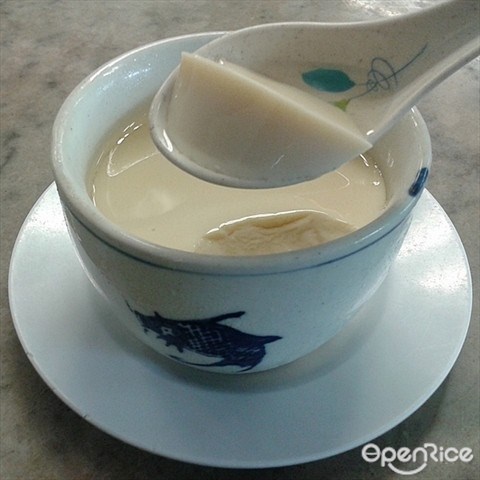 best tau foo fah in KL, best tau fu fah in KL, best tofu puddings in KL, best tauhuey in KL, best douhua in KL, Kim Soya Bean, Kim Soya Bean Chinatown, Kim Soya Bean Petaling Street, Lims Tofufa, Lims Tofufa PJ SS2, Soya King, Seputeh Pasar Malam tau fu fah, Tang Pin Kitchen, Tang Pin Kitchen cold tau fu fah, Tang Pin Kitchen almond sugar tau fu fah