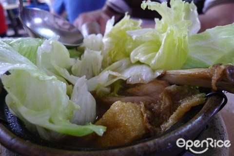 Teluk Pulai, Pottery, Bak Kut Teh