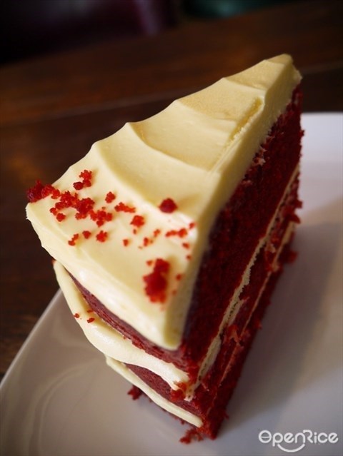 Souka, Red Velvet Cake