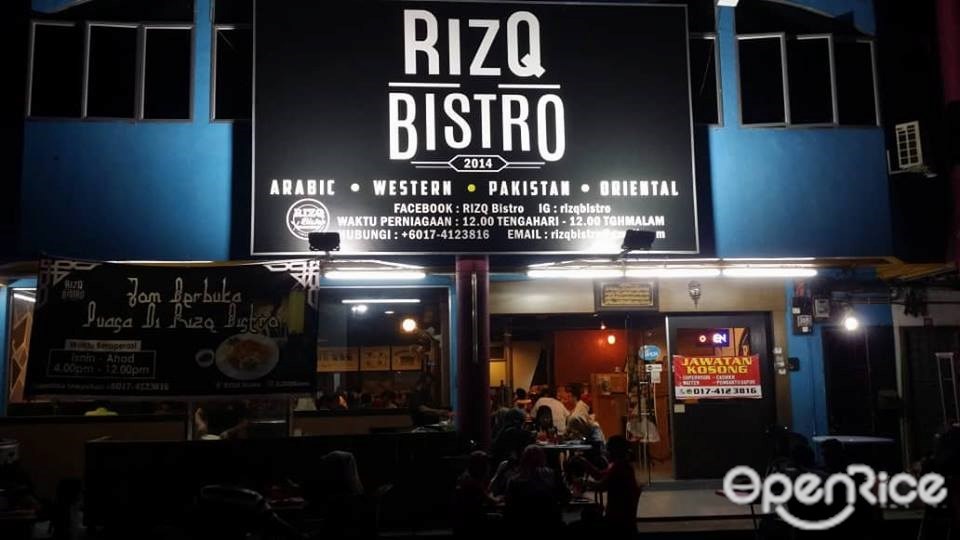 RIZQ Bistro's Photo - Asian Variety Pizza/Pasta Restaurant in 